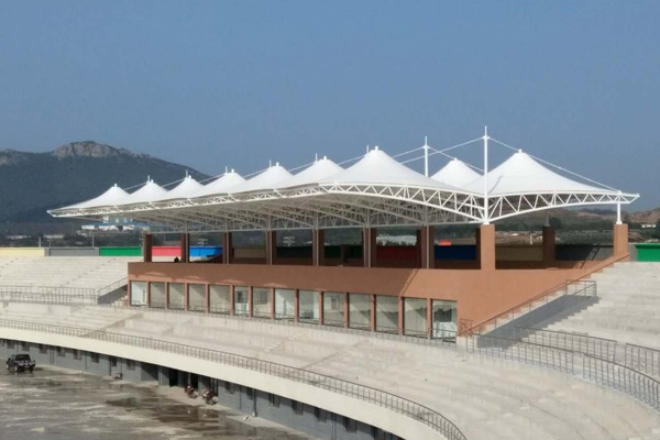 渤海（文理）大学主席台看台膜结构